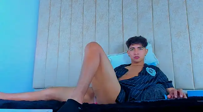 Muichiro tokito1 online show from March 17, 2025, 7:35 am