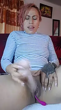 Sexy-Favgirl online show from December 14, 2024, 12:33 pm