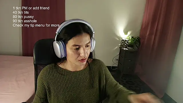 ChloeSanchezx online show from February 11, 2026, 1:43 am