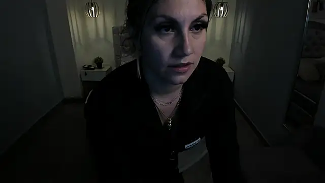 Snapshot of escarleth__ chatting on September 22, 2025, 1:46 pm escarleth   online show from September 22, 2025, 1:46 pm