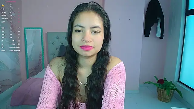 soyzarahtorres online show from December 14, 2024, 5:36 pm