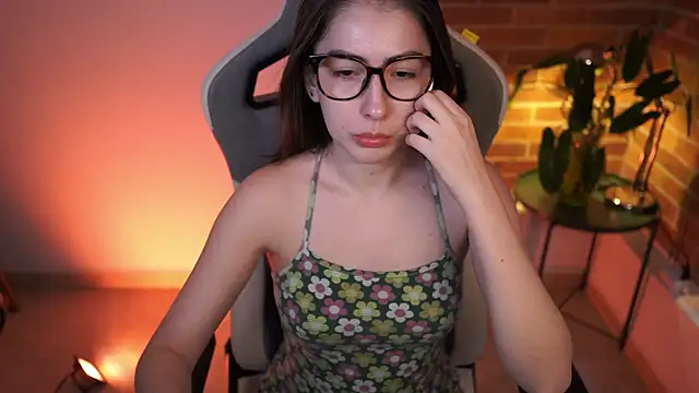 anyacutex online show from January 19, 2025, 10:39 pm