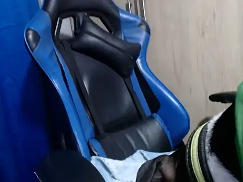 Erotic latina online show from December 1, 2025, 1:21 am