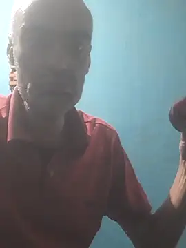 Snapshot of hugosafado333 chatting on October 18, 2025, 2:14 am hugosafado333 online show from October 18, 2025, 2:14 am