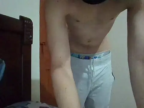 Snapshot of juan69184 chatting on March 5, 2026, 12:45 pm juan69184 online show from March 5, 2026, 12:45 pm