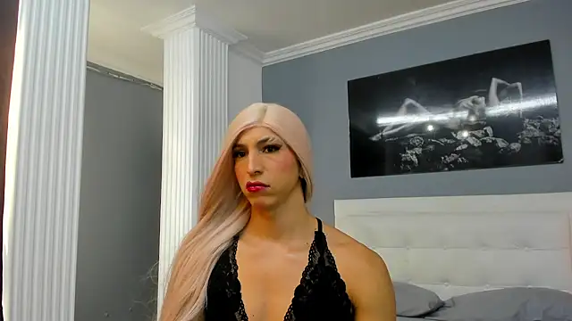Snapshot of isa_lancaster chatting on February 22, 2025, 7:47 pm isa lancaster online show from February 22, 2025, 7:47 pm
