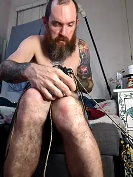 lit702 online show from October 27, 2025, 8:29 am