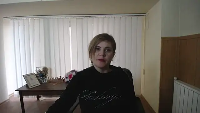 DaniellaKiss online show from December 19, 2024, 11:50 am