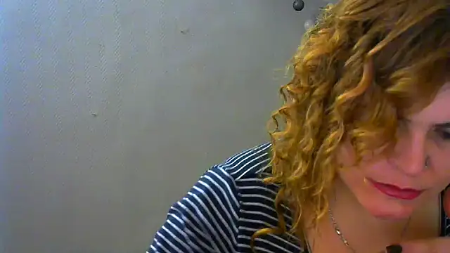 DaniellaKiss online show from January 2, 2025, 6:56 pm