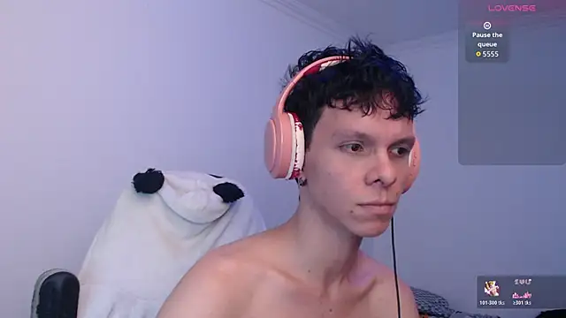 bryamado69 online show from March 16, 2026, 9:30 pm