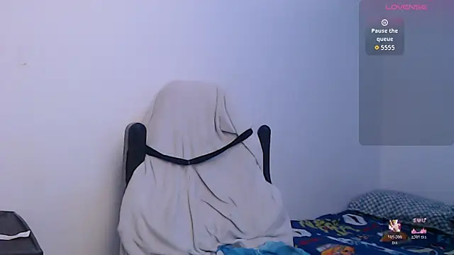 bryamado69 online show from April 28, 2026, 3:06 pm