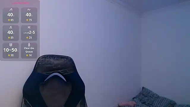 bryamado69 online show from May 5, 2026, 5:37 am