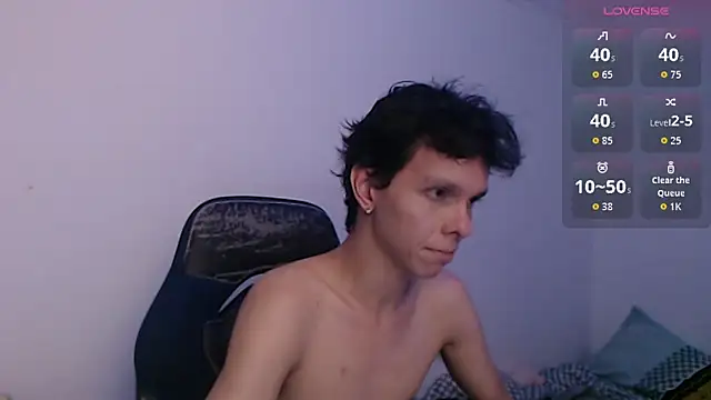 bryamado69 online show from May 5, 2026, 8:39 pm
