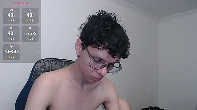 bryamado69 online show from July 31, 2026, 9:25 pm