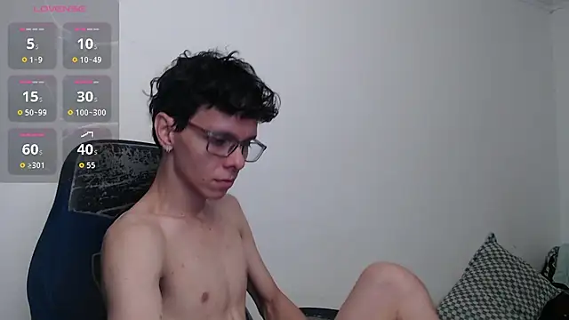bryamado69 online show from August 2, 2026, 9:02 pm