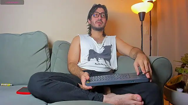 Snapshot of Ackerman_Eren_ chatting on September 29, 2025, 10:31 am Ackerman Eren  online show from September 29, 2025, 10:31 am