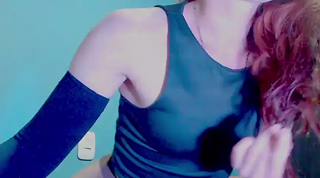 zoe jones3 online show from December 9, 2024, 9:28 am