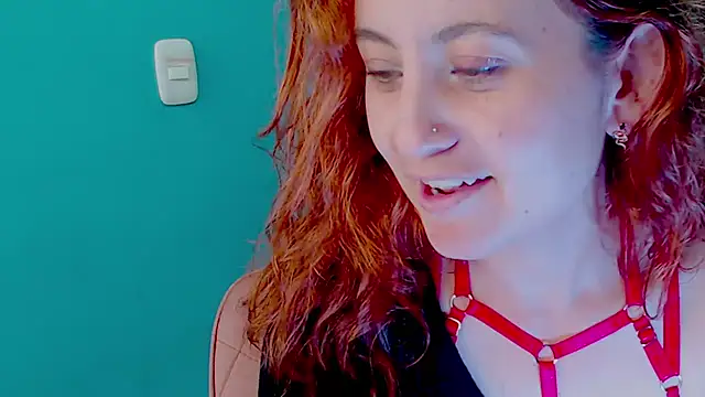 zoe jones3 online show from December 31, 2024, 3:31 pm