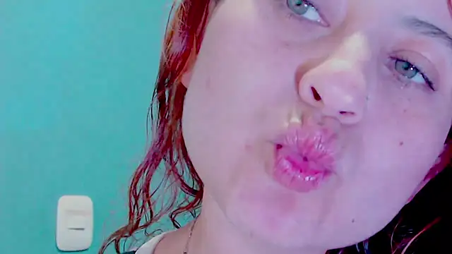 zoe jones3 online show from January 8, 2025, 10:27 pm