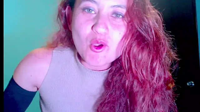 zoe jones3 online show from March 13, 2025, 1:43 am