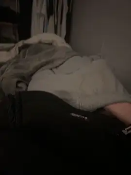 Snapshot of pignoufe chatting on March 18, 2026, 9:12 am pignoufe online show from March 18, 2026, 9:12 am