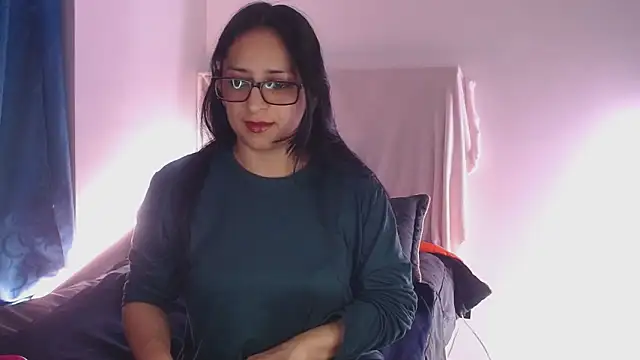 Snapshot of Andrea_Sexx_ chatting on February 11, 2025, 1:10 am Andrea Sexx online show from February 11, 2025, 1:10 am