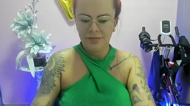 KAROL MILF online show from December 14, 2024, 12:11 am