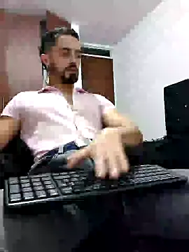 MAXIMUS MASTE3 online show from February 14, 2025, 11:53 pm