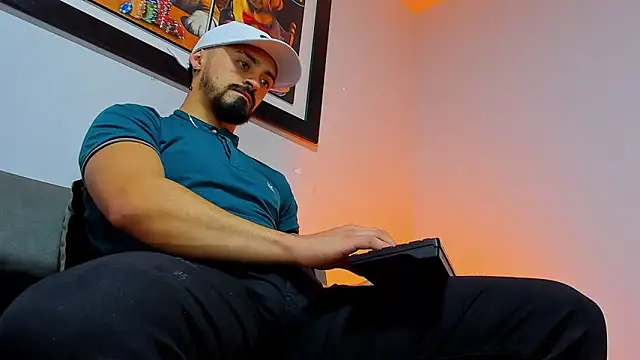 MAXIMUS MASTE3 online show from October 25, 2025, 10:15 pm