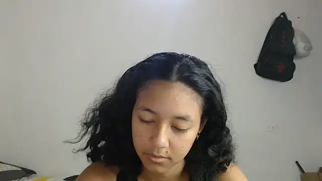 ley blus10 online show from February 3, 2025, 1:51 pm
