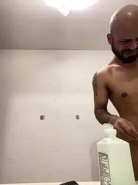 Snapshot of islandvybee55 chatting on March 2, 2025, 8:18 pm islandvybee55 online show from March 2, 2025, 8:18 pm