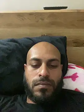 islandvybee55 online show from March 12, 2026, 2:45 pm