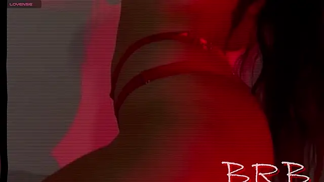 Snapshot of NahiaraEvans_ chatting on October 4, 2025, 6:00 am NahiaraEvans online show from October 4, 2025, 6:00 am