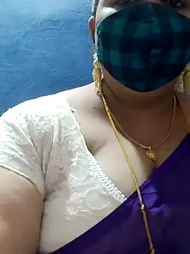 Snapshot of tamilthanushri chatting on February 1, 2025, 1:41 pm tamilthanushri online show from February 1, 2025, 1:41 pm