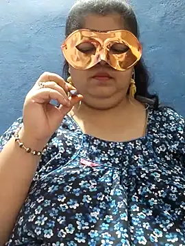 Snapshot of tamilthanushri chatting on February 15, 2025, 8:33 am tamilthanushri online show from February 15, 2025, 8:33 am