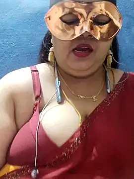 Snapshot of tamilthanushri chatting on February 18, 2025, 11:44 am tamilthanushri online show from February 18, 2025, 11:44 am