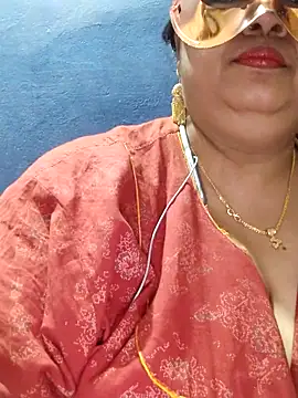 Snapshot of tamilthanushri chatting on February 19, 2025, 6:21 pm tamilthanushri online show from February 19, 2025, 6:21 pm