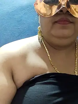 Snapshot of tamilthanushri chatting on February 23, 2025, 9:05 pm tamilthanushri online show from February 23, 2025, 9:05 pm