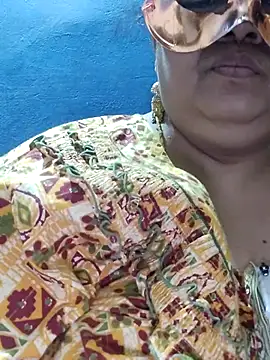 Snapshot of tamilthanushri chatting on March 15, 2025, 7:20 am tamilthanushri online show from March 15, 2025, 7:20 am