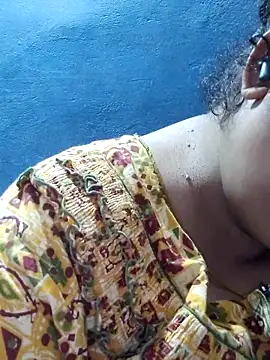 Snapshot of tamilthanushri chatting on March 15, 2025, 10:24 am tamilthanushri online show from March 15, 2025, 10:24 am