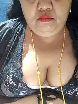 Snapshot of tamilthanushri chatting on September 13, 2025, 10:09 pm tamilthanushri online show from September 13, 2025, 10:09 pm