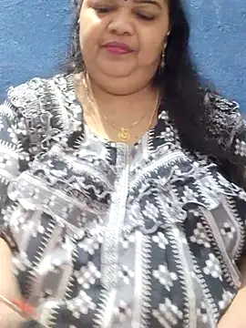 Snapshot of tamilthanushri chatting on September 22, 2025, 6:59 am tamilthanushri online show from September 22, 2025, 6:59 am