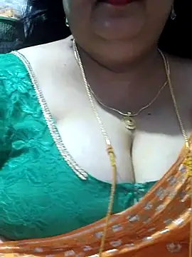 Snapshot of tamilthanushri chatting on September 30, 2025, 9:36 am tamilthanushri online show from September 30, 2025, 9:36 am