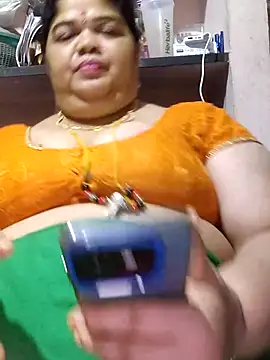 Snapshot of tamilthanushri chatting on October 3, 2025, 8:06 pm tamilthanushri online show from October 3, 2025, 8:06 pm