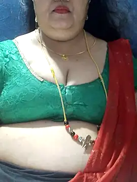 Snapshot of tamilthanushri chatting on October 5, 2025, 4:00 am tamilthanushri online show from October 5, 2025, 4:00 am