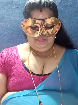 Snapshot of tamilthanushri chatting on October 26, 2025, 9:04 am tamilthanushri online show from October 26, 2025, 9:04 am