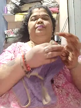 tamilthanushri online show from May 3, 2026, 6:41 am