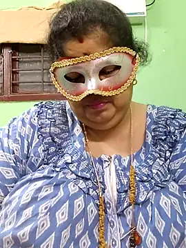 Snapshot of tamilthanushri chatting on July 28, 2026, 6:20 pm tamilthanushri online show from July 28, 2026, 6:20 pm