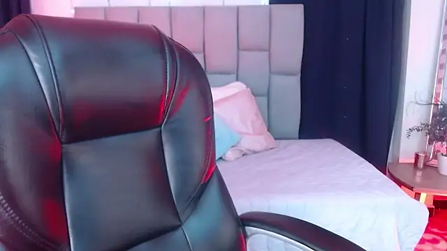 LessBoobs gh online show from February 7, 2025, 2:26 pm