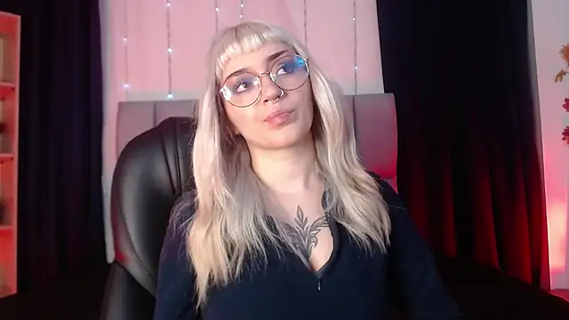 LessBoobs gh online show from March 12, 2025, 11:53 am